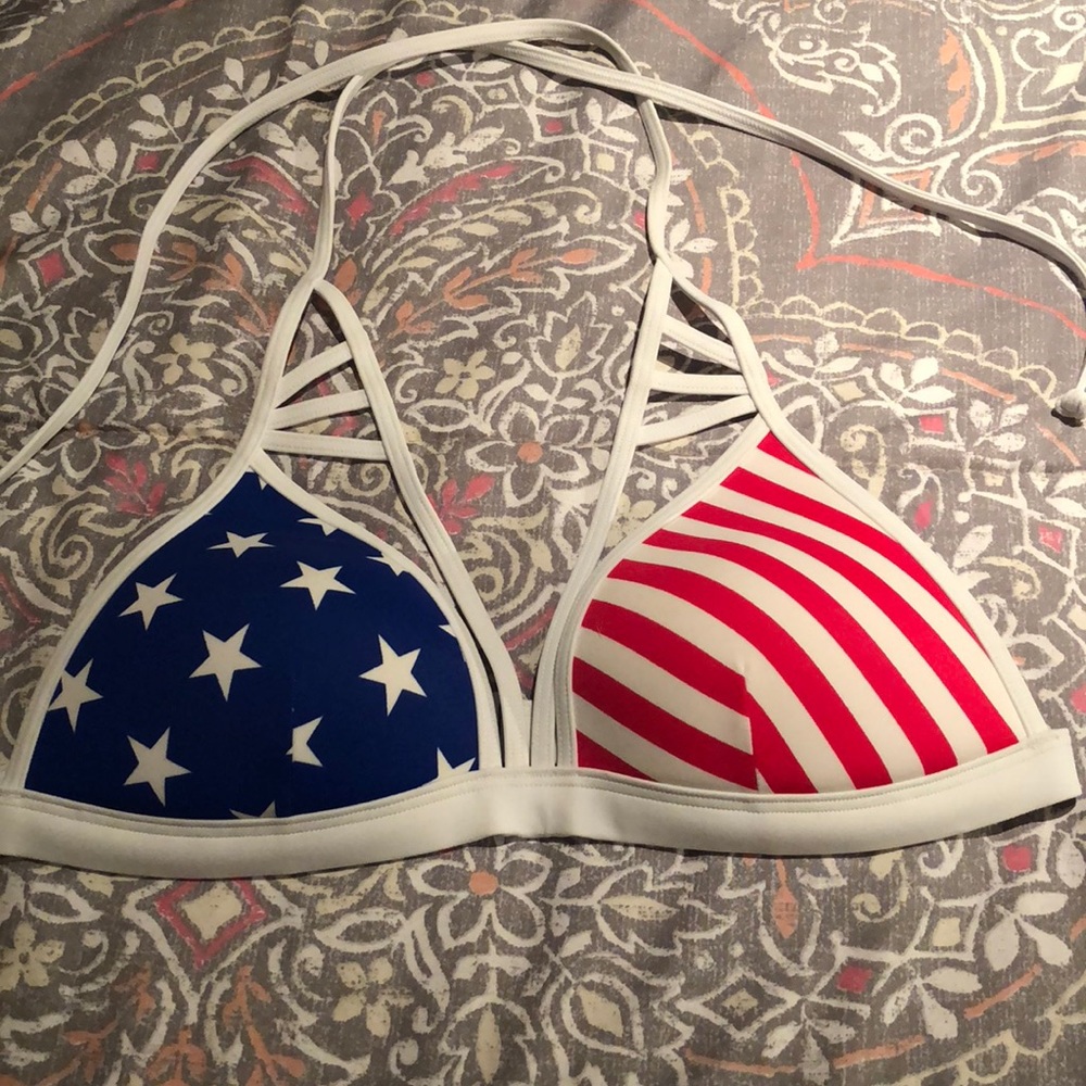 VS PINK swim suit top